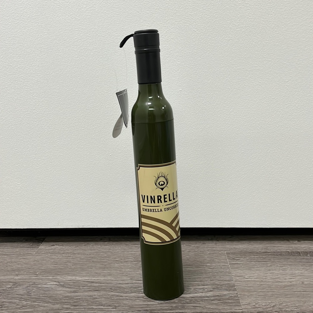 Vinrella Umbrella Uncorked NWT